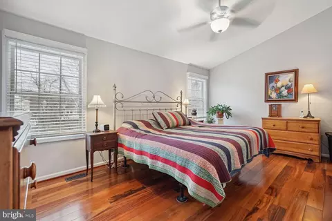 Bedroom - 8231 Crackling Fire Dr, Gainesville, VA 20155 photo 1 of 4