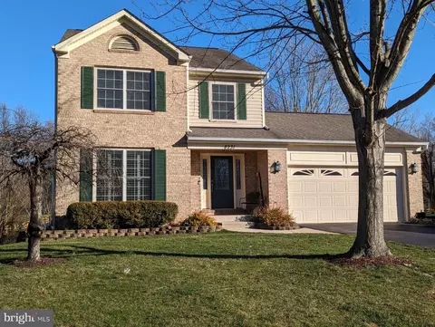 Exterior - 8231 Crackling Fire Dr, Gainesville, VA 20155 photo 2 of 5