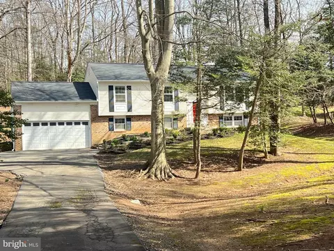Exterior - 11159 Stonebrook Dr, Manassas, VA 20112 photo 7 of 9