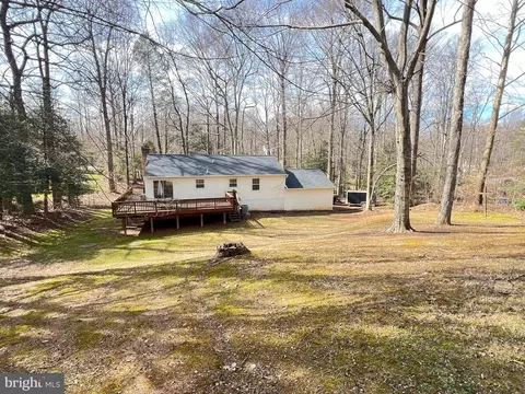 Exterior - 11159 Stonebrook Dr, Manassas, VA 20112 photo 4 of 9