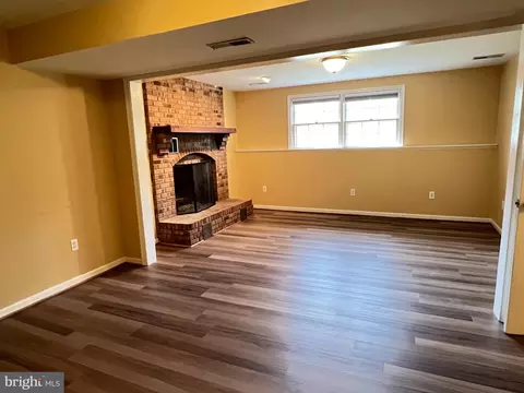 Living - 11159 Stonebrook Dr, Manassas, VA 20112 photo 1 of 5