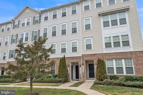 14820 Mason Creek Cir, Woodbridge, VA 22191