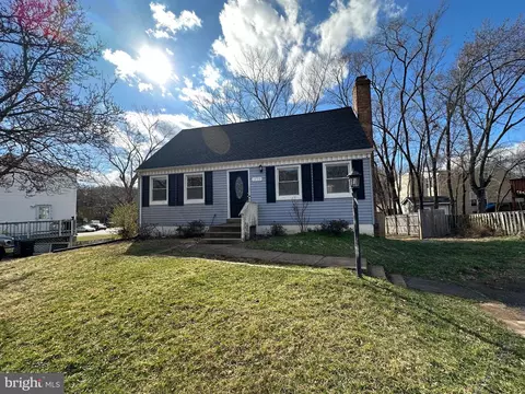 13722 Mahoney Dr, Woodbridge, VA 22193