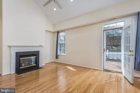 Living - 13711 Currant Loop, Gainesville, VA 20155 photo 2 of 3