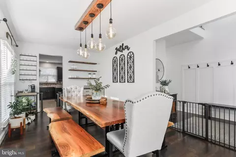 Dining - 3722 Katie Pl, Triangle, VA 22172 photo 3 of 3