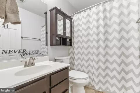 Bath - 3722 Katie Pl, Triangle, VA 22172 photo 4 of 4