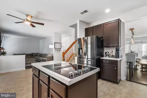 Kitchen - 3722 Katie Pl, Triangle, VA 22172 photo 4 of 5