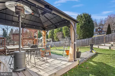 Exterior - 3722 Katie Pl, Triangle, VA 22172 photo 4 of 7