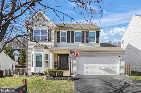 3722 Katie Pl, Triangle, VA 22172
