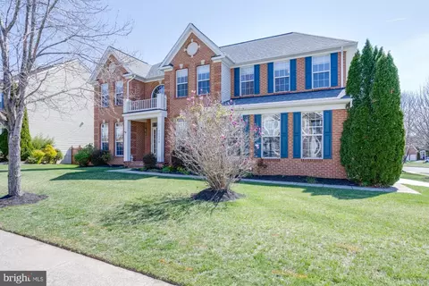 Exterior - 12276 Scarlet Maple Dr, Gainesville, VA 20155 photo 5 of 6