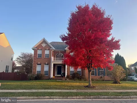Exterior - 12276 Scarlet Maple Dr, Gainesville, VA 20155 photo 6 of 6