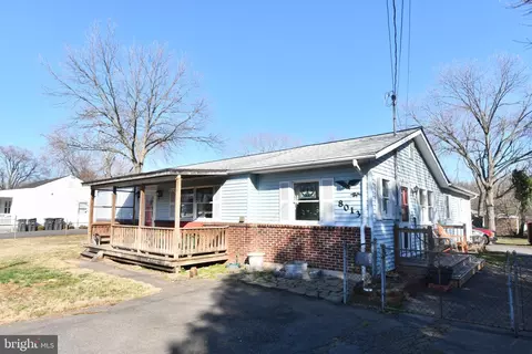 8013 Old Centreville Rd, Manassas, VA 20111