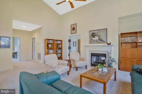 Living - 13619 Basket Ring Ct, Gainesville, VA 20155 photo 2 of 3