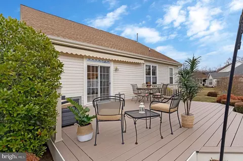 Exterior - 13619 Basket Ring Ct, Gainesville, VA 20155 photo 13 of 13