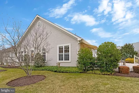 Exterior - 13619 Basket Ring Ct, Gainesville, VA 20155 photo 10 of 13