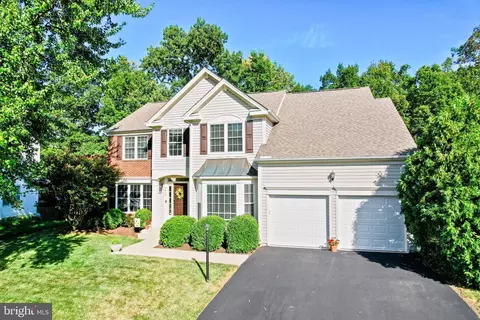 8416 Holstein Pony Ct, Gainesville, VA 20155