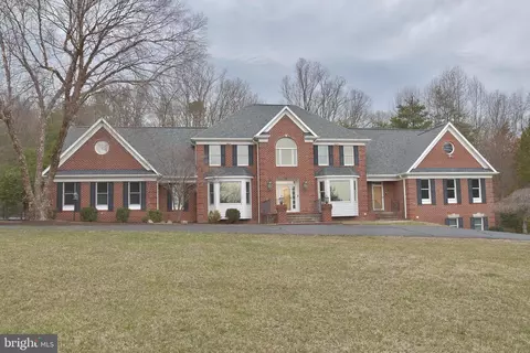 17000 Thousand Oaks Dr, Haymarket, VA 20169