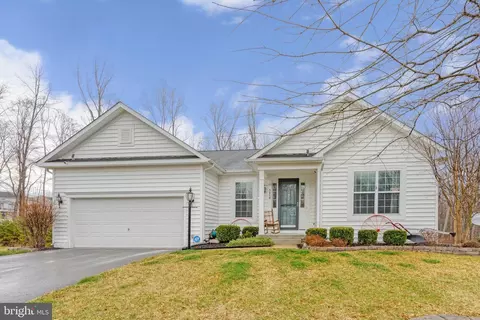 3458 Shandor Rd, Woodbridge, VA 22193