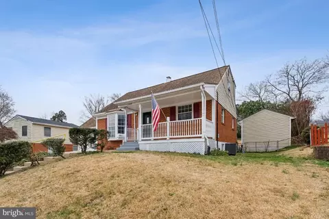14008 Giles St, Woodbridge, VA 22191