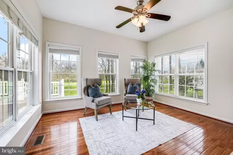 Living - 6547 Box Elder Loop, Gainesville, VA 20155 photo 5 of 10