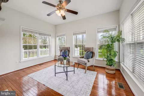 Living - 6547 Box Elder Loop, Gainesville, VA 20155 photo 6 of 10