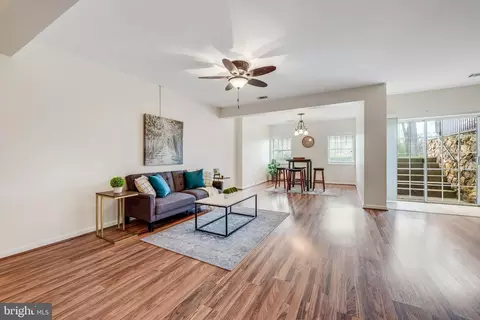 Living - 6547 Box Elder Loop, Gainesville, VA 20155 photo 10 of 10