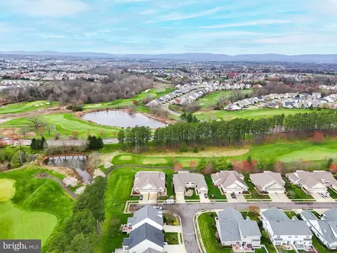 View/Area - 6547 Box Elder Loop, Gainesville, VA 20155 photo 3 of 20
