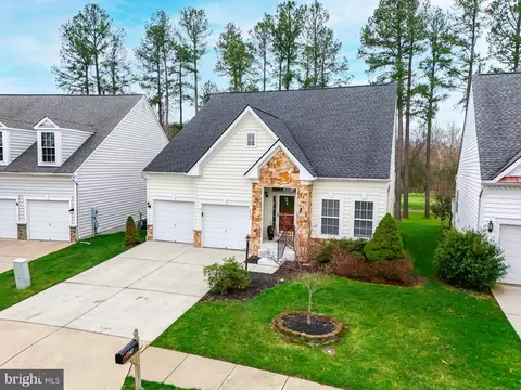 Exterior - 6547 Box Elder Loop, Gainesville, VA 20155 photo 2 of 5