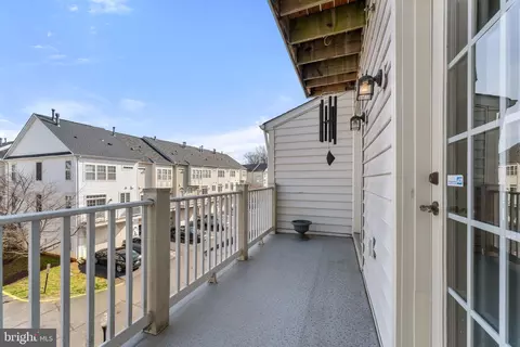 Exterior - 14576 Marlow St, Gainesville, VA 20155 photo 4 of 5