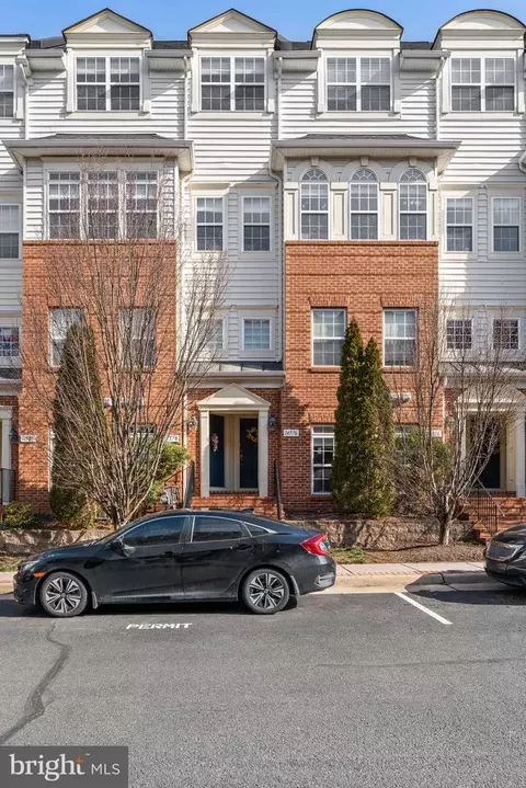 Exterior - 14576 Marlow St, Gainesville, VA 20155 photo 2 of 5
