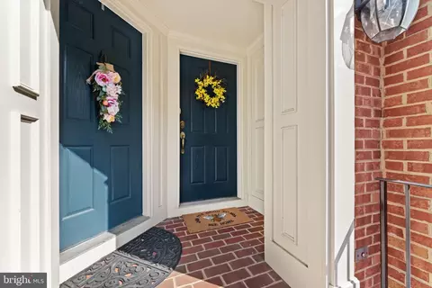 Entry Way - 14576 Marlow St, Gainesville, VA 20155 photo 1 of 5