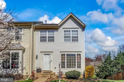4859 Benecia Ln, Dumfries, VA 22025