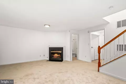 4859 Benecia Ln, Dumfries, VA 22025 photo 25