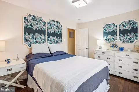 Bedroom - 9709 Evans Ford Rd, Manassas, VA 20111 photo 5 of 6