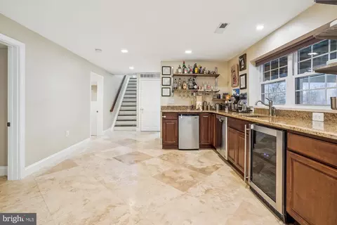 Kitchen - 9709 Evans Ford Rd, Manassas, VA 20111 photo 5 of 7