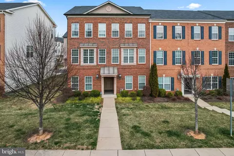 15407 Rosemont Manor Dr #10, Haymarket, VA 20169