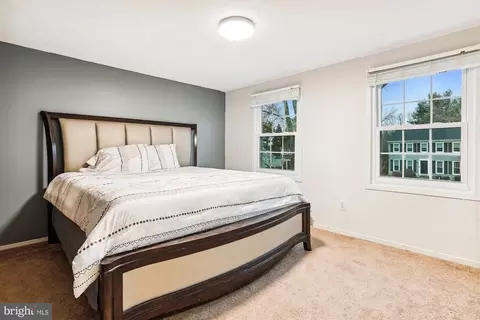 Bedroom - 15511 Ridgecrest Dr, Dumfries, VA 22025 photo 5 of 7