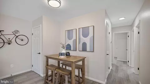 Entry Way - 1257 Everett Ave, Woodbridge, VA 22191 photo 1 of 3