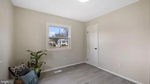 Other - 1257 Everett Ave, Woodbridge, VA 22191 photo 4 of 12