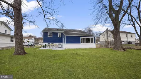 Exterior - 1257 Everett Ave, Woodbridge, VA 22191 photo 5 of 6
