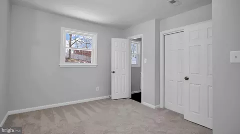 Bedroom - 4136 Anderson Rd, Triangle, VA 22172 photo 2 of 3