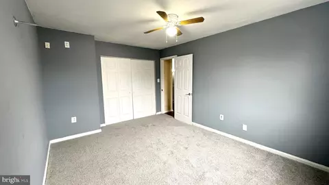 Bedroom - 18050 Olde Port Ln, Triangle, VA 22172 photo 1 of 3