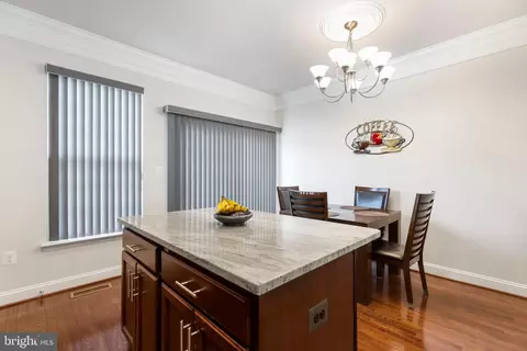 Kitchen - 4532 Potomac Highlands Cir, Triangle, VA 22172 photo 5 of 5