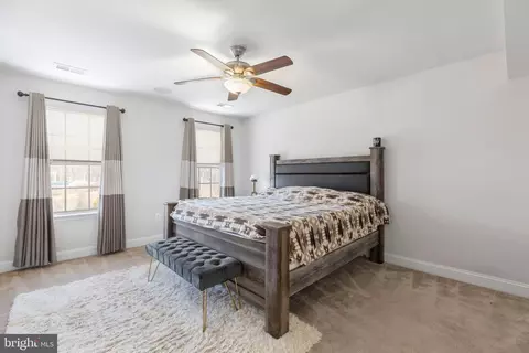 Bedroom - 4532 Potomac Highlands Cir, Triangle, VA 22172 photo 3 of 7