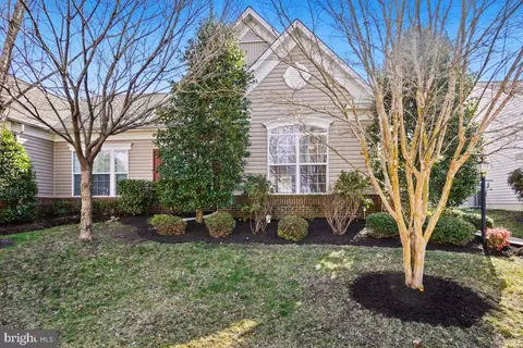 9506 Moonen Bay Ln, Bristow, VA 20136