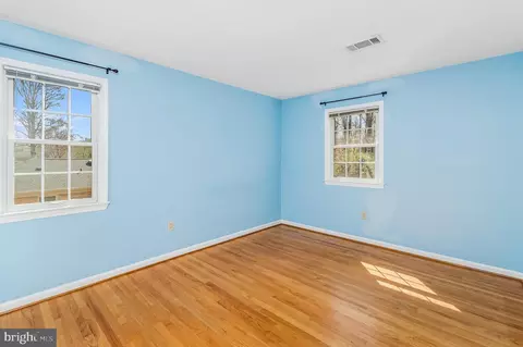 Other - 18413 Cabin Rd, Triangle, VA 22172 photo 6 of 9