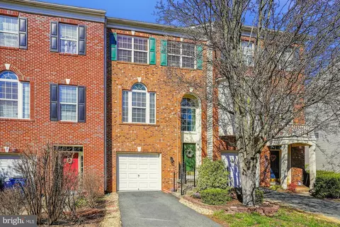 13044 Shenvale Cir, Bristow, VA 20136