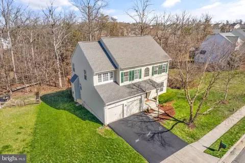 Exterior - 10078 Broadsword Dr, Bristow, VA 20136 photo 13 of 14