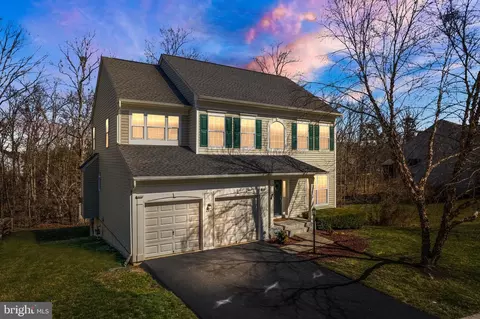 Exterior - 10078 Broadsword Dr, Bristow, VA 20136 photo 3 of 14