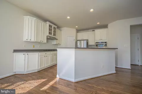 Kitchen - 7237 Bladen Pl, Gainesville, VA 20155 photo 3 of 3